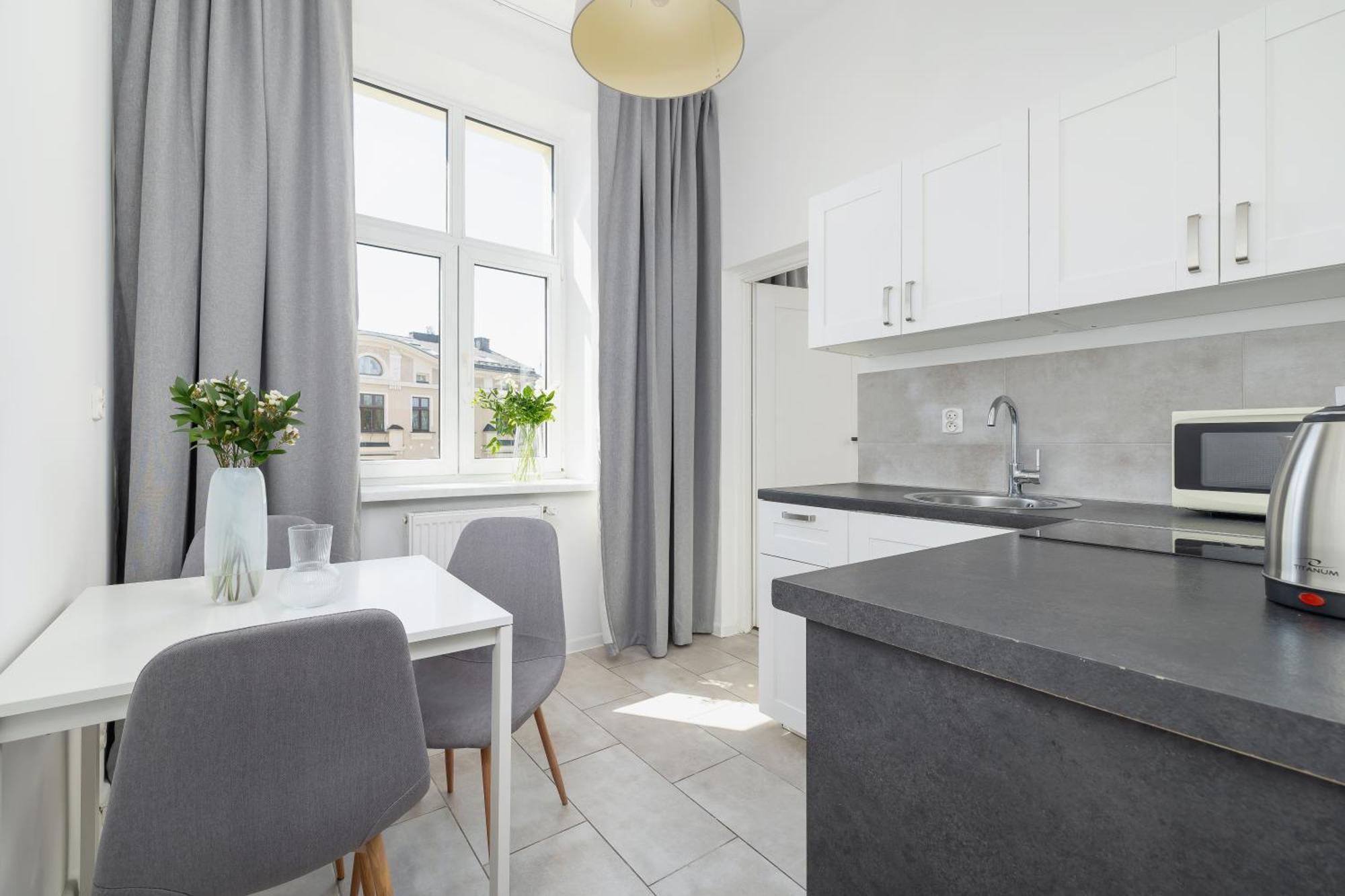 2-Bedroom Apartment - Dluga 65 Kraków Exteriör bild
