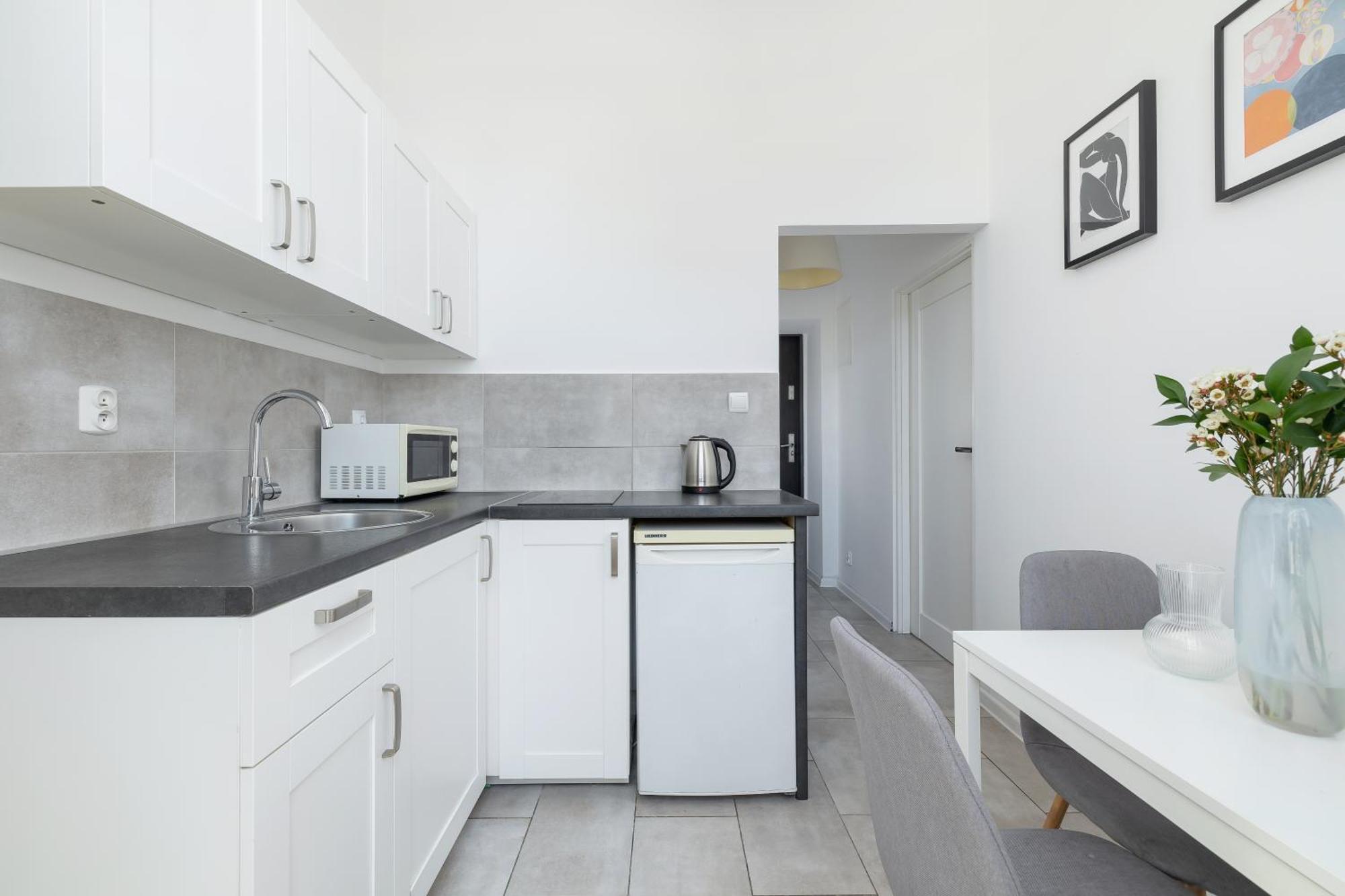 2-Bedroom Apartment - Dluga 65 Kraków Exteriör bild