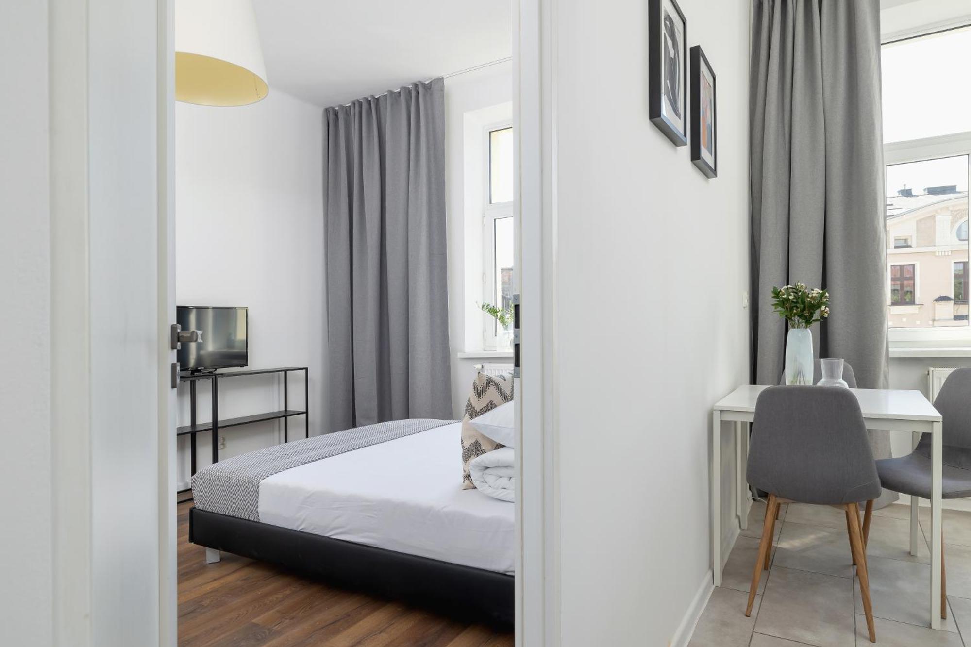 2-Bedroom Apartment - Dluga 65 Kraków Exteriör bild