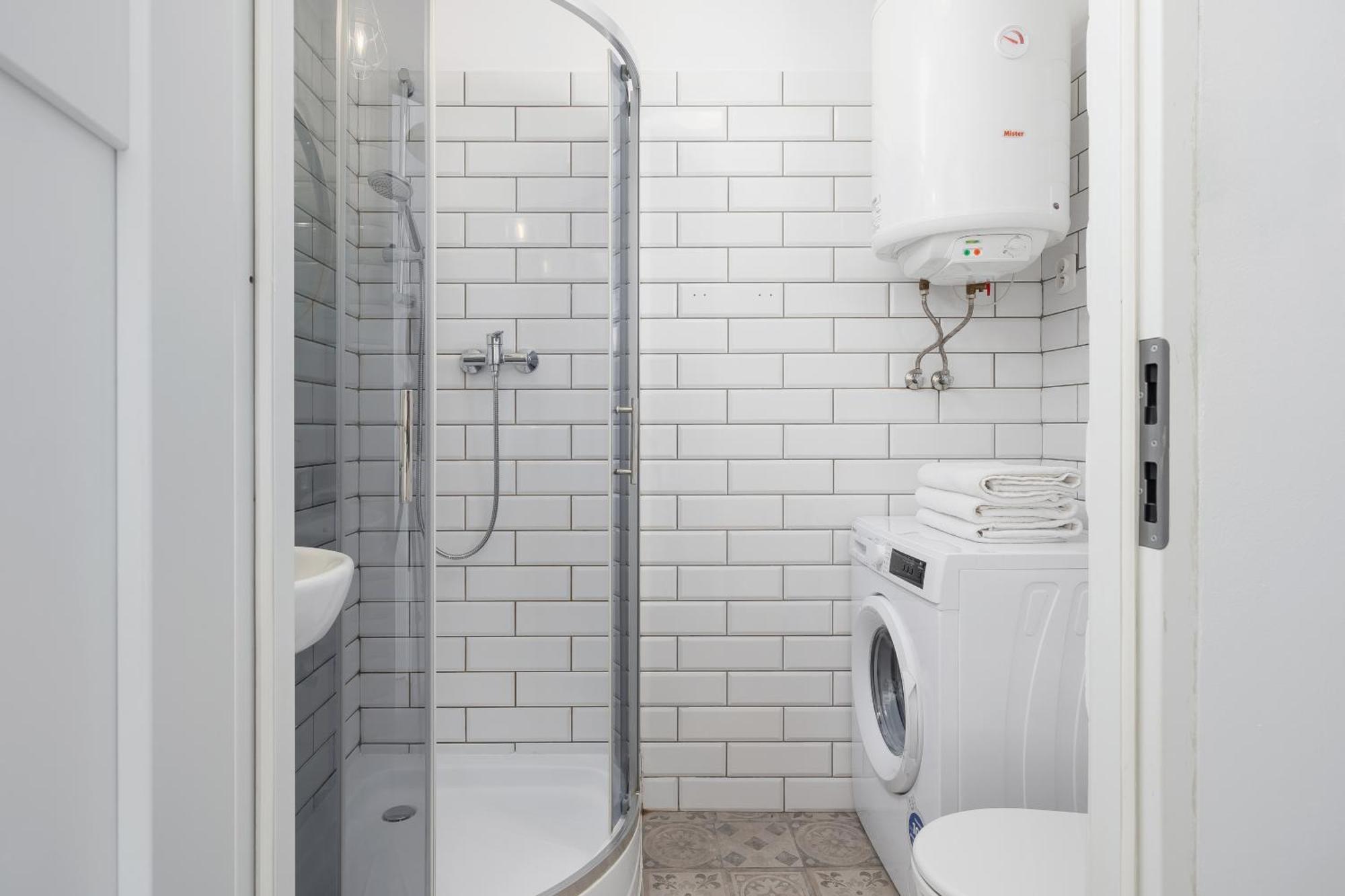 2-Bedroom Apartment - Dluga 65 Kraków Exteriör bild